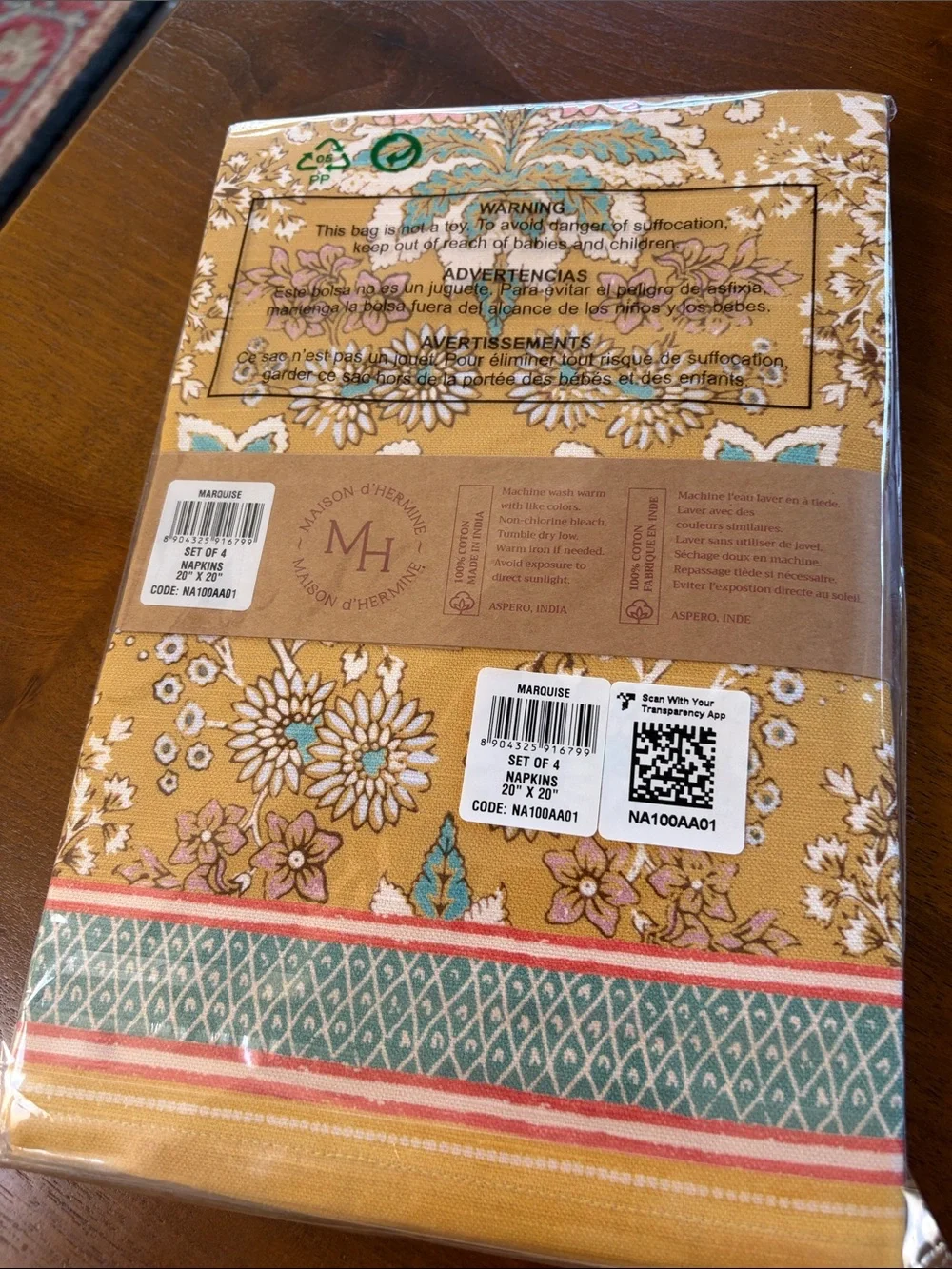 Brand new package of Cloth napkins